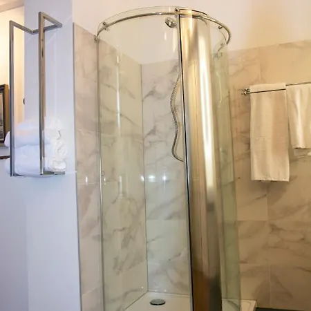 Belle - Luxe In Art Deco Stijl Bed & Breakfast