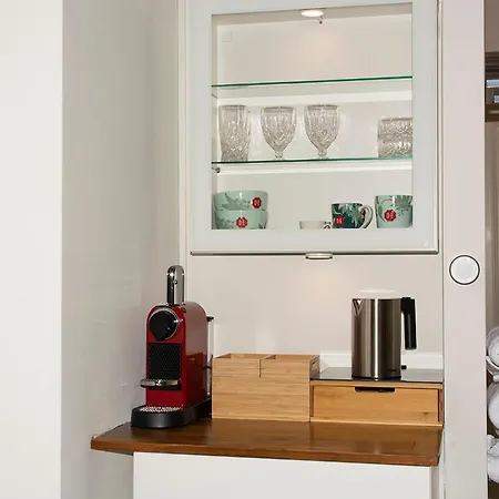 Belle - Luxe In Art Deco Stijl Bed & Breakfast 3*