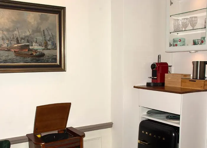 Belle - Luxe In Art Deco Stijl Bed and Breakfast Ντόρντρεχτ