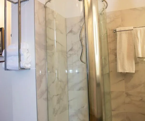 Belle - Luxe In Art Deco Stijl Couette-café